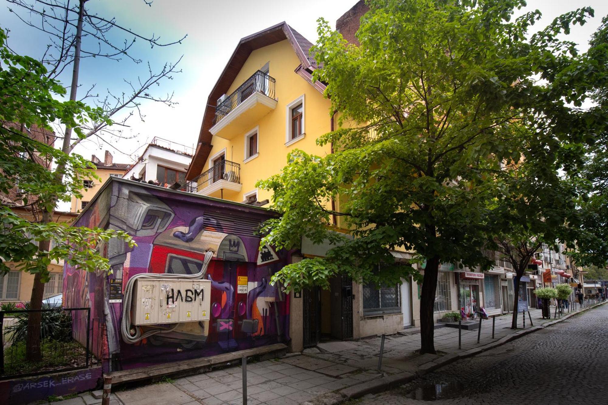 Nova Guesthouse - Private En-Suite Rooms I Sofia Center I Self Check-In, Sofia
